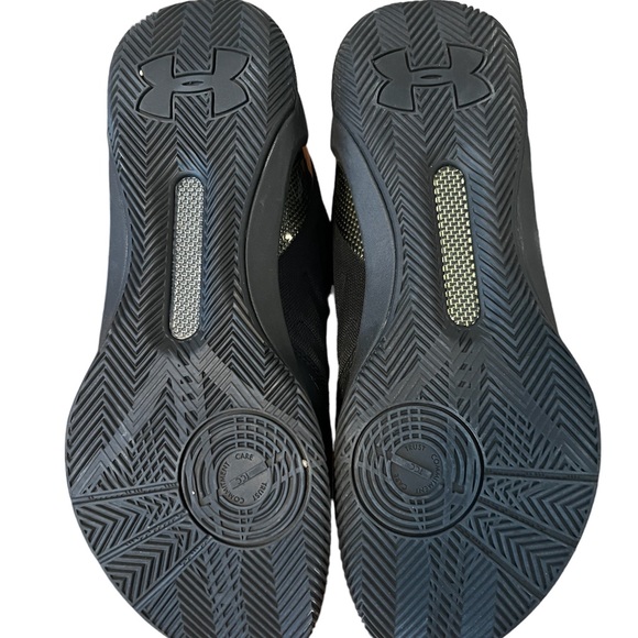 Steph Curry’s, Under Armour mens, size 11. GREAT condition. Only worn twice. - Picture 4 of 7